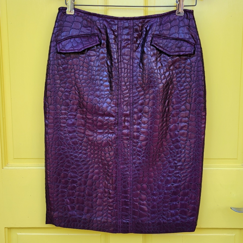 Vintage Doncaster Collection Merlot Croc-Embossed Faux Leather Pencil Skirt